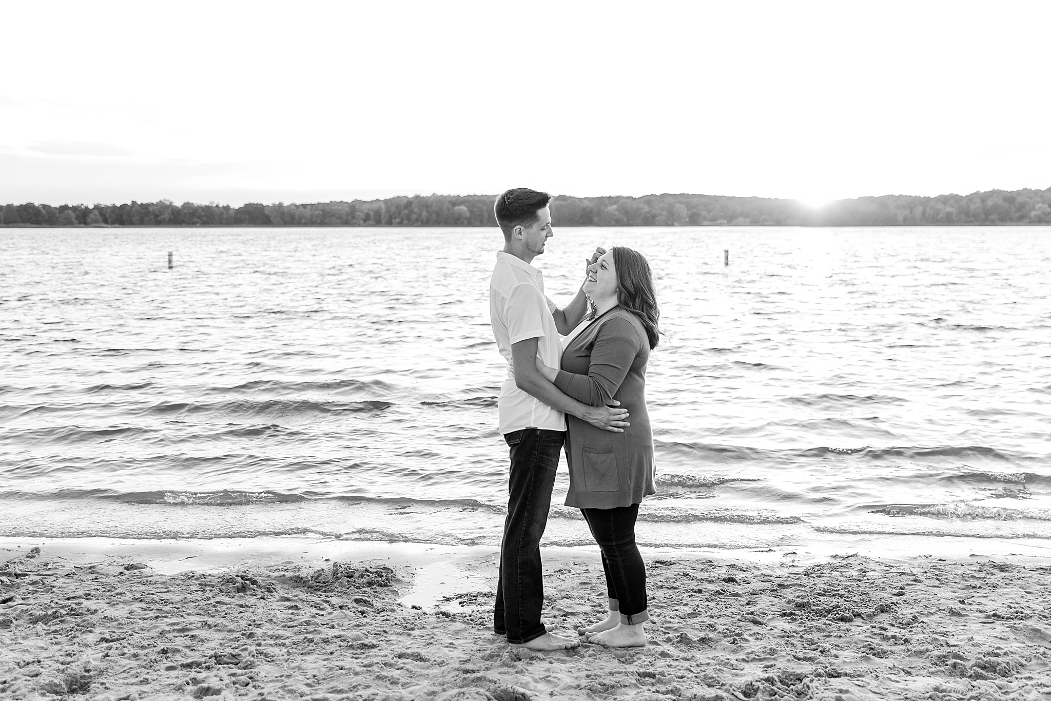 detroit-wedding-photographer-candid-engagement-photos-at-stony-creek-metropark-jackie-kyle-by-courtney-carolyn-photography_0033.jpg