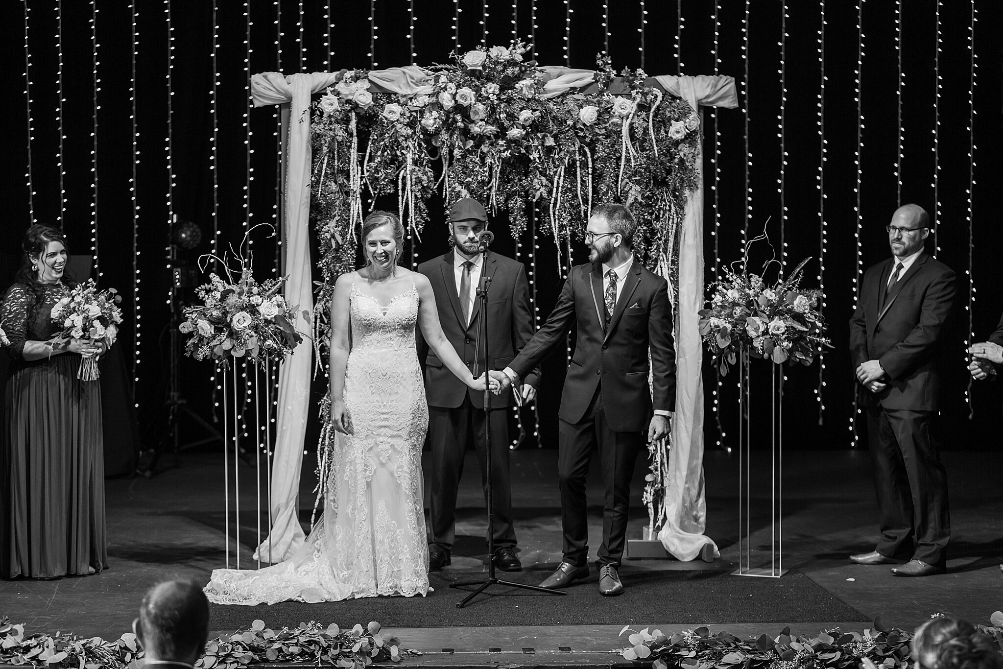 detroit-wedding-photographer-emerald-theatre-wedding-claire-ken-in-mt-clemens-mi-by-courtney-carolyn-photography_0076.jpg