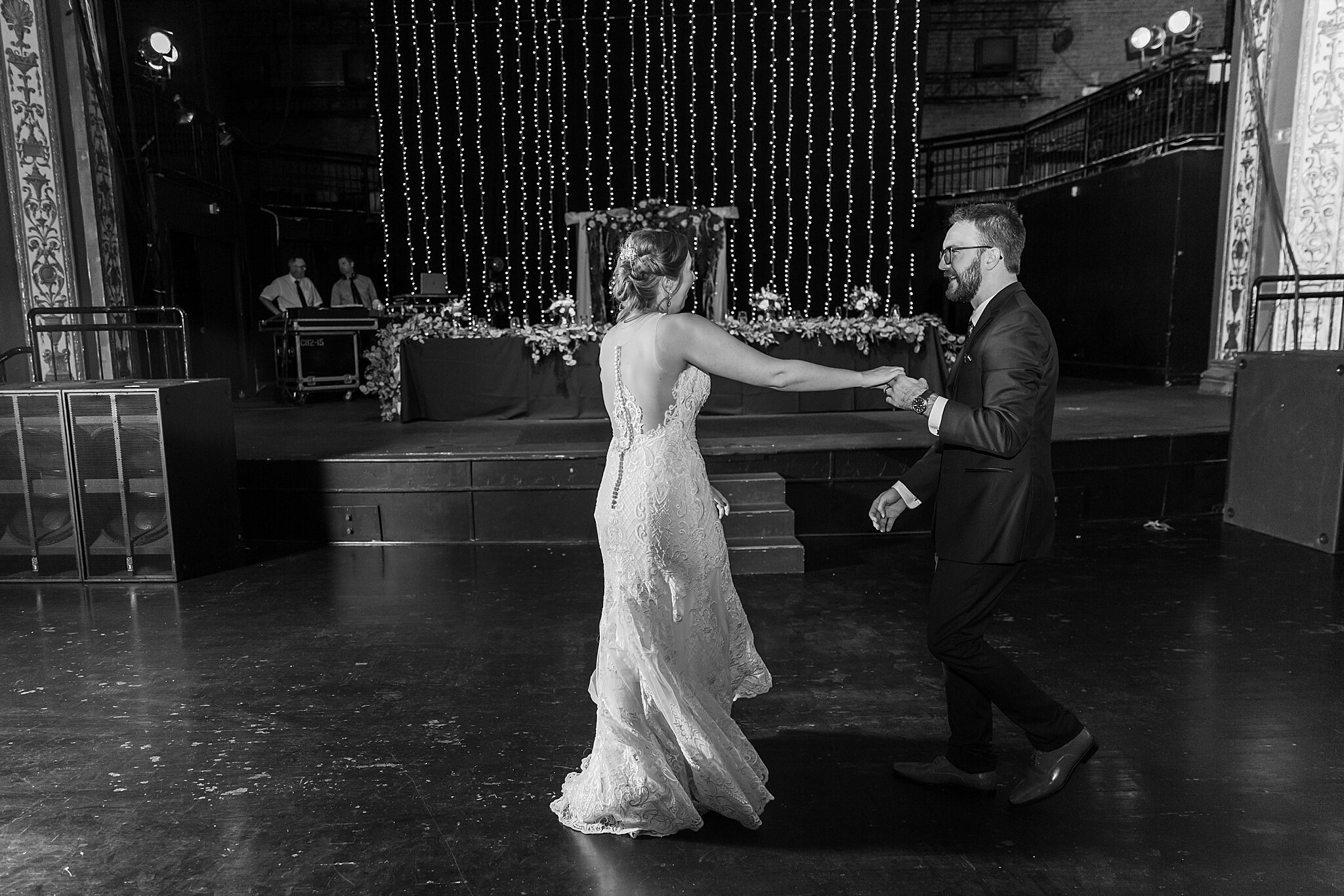 detroit-wedding-photographer-emerald-theatre-wedding-claire-ken-in-mt-clemens-mi-by-courtney-carolyn-photography_0107.jpg