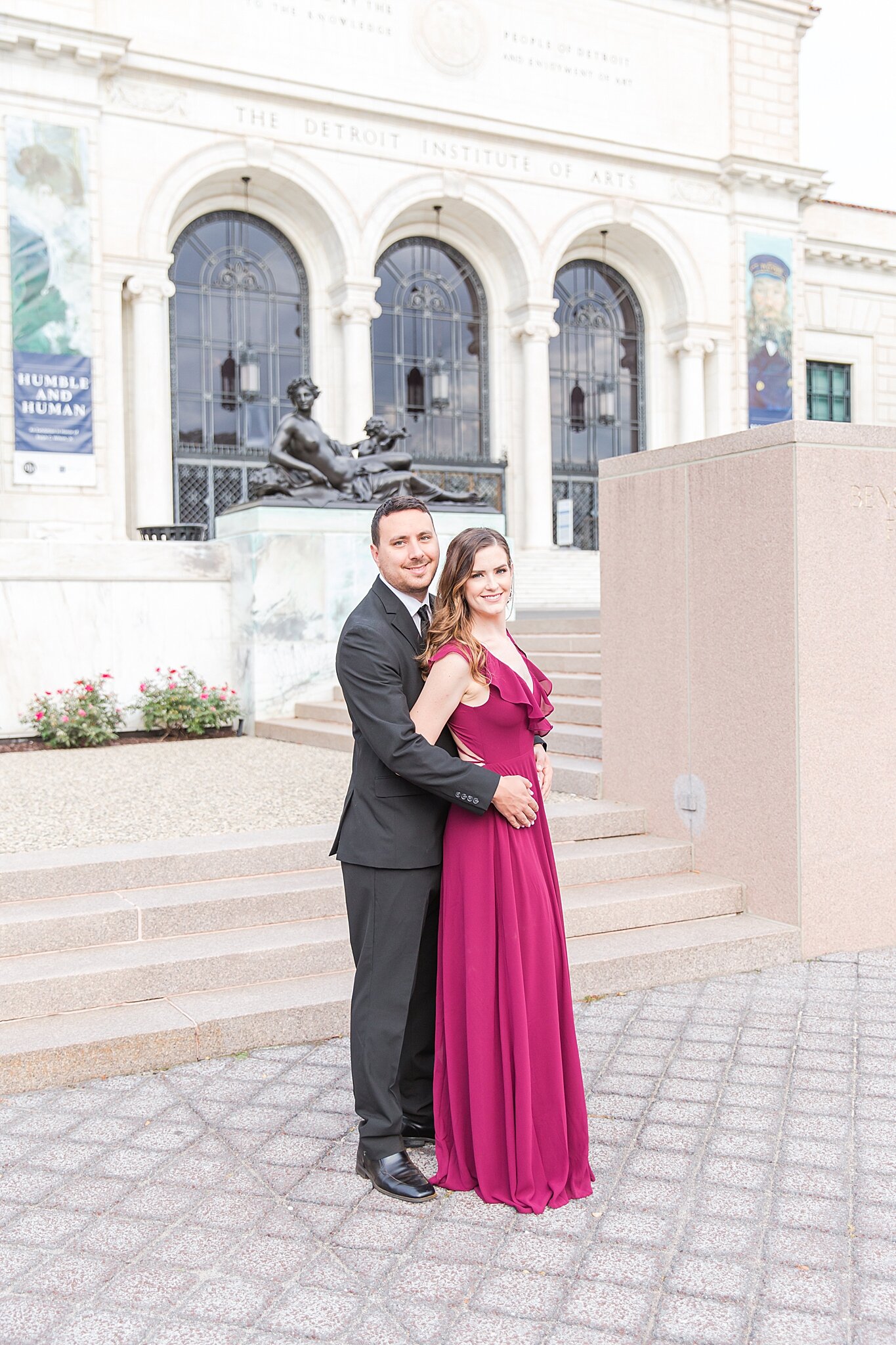 detroit-wedding-photographer-detroit-institute-of-art-engagement-photos-belle-isle-by-courtney-carolyn-photography_0010.jpg