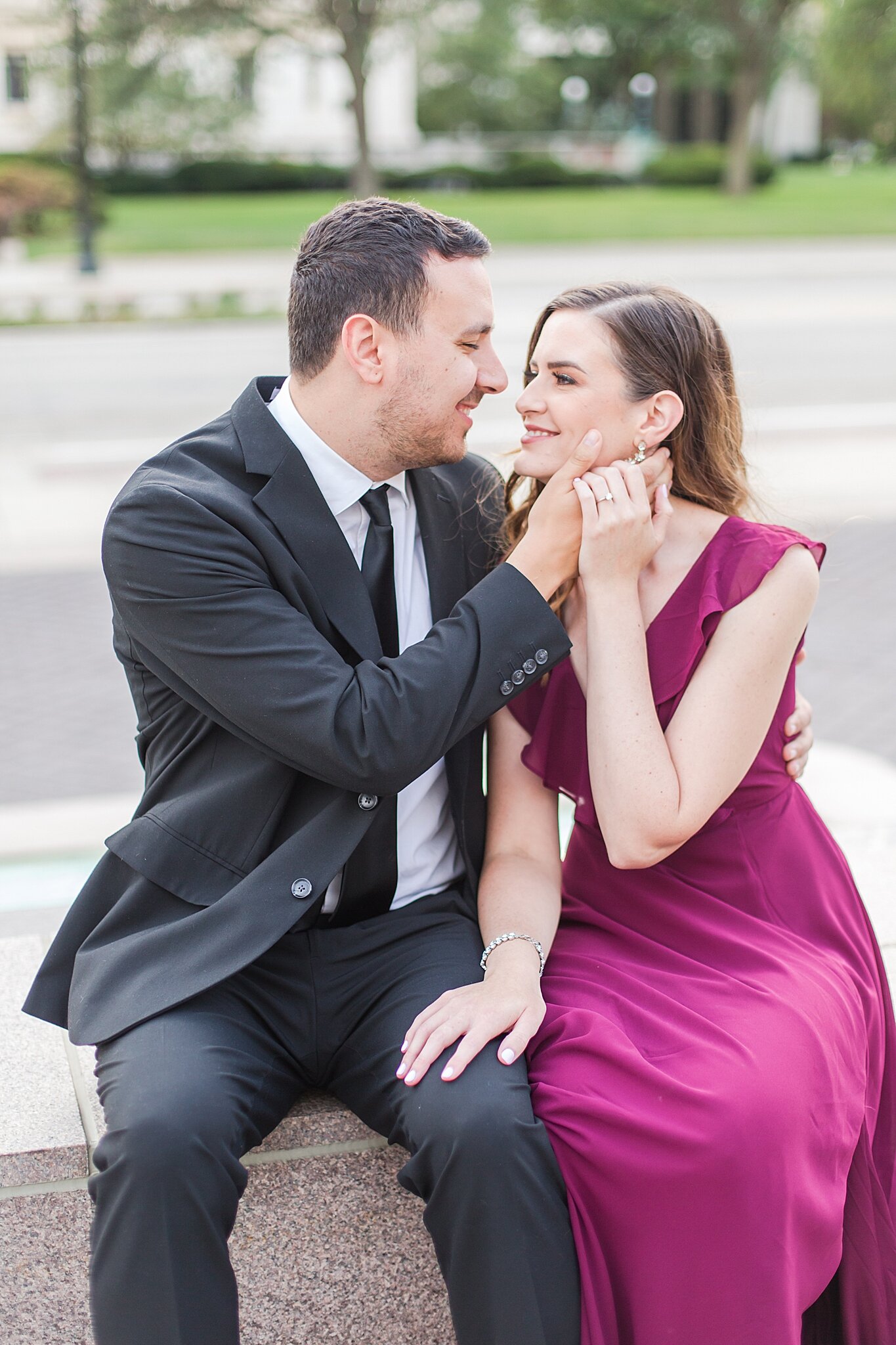 detroit-wedding-photographer-detroit-institute-of-art-engagement-photos-belle-isle-by-courtney-carolyn-photography_0019.jpg