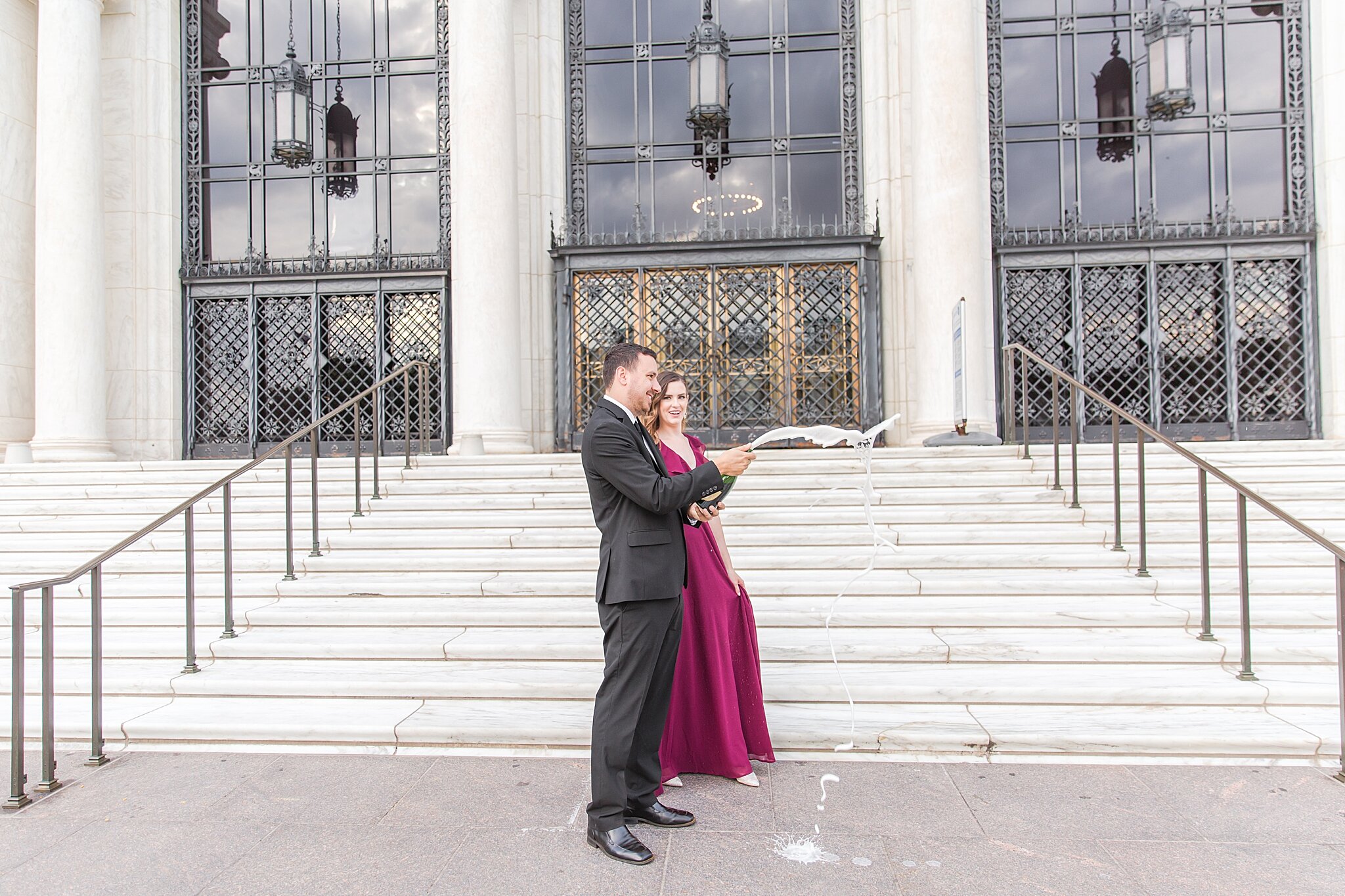 detroit-wedding-photographer-detroit-institute-of-art-engagement-photos-belle-isle-by-courtney-carolyn-photography_0025.jpg