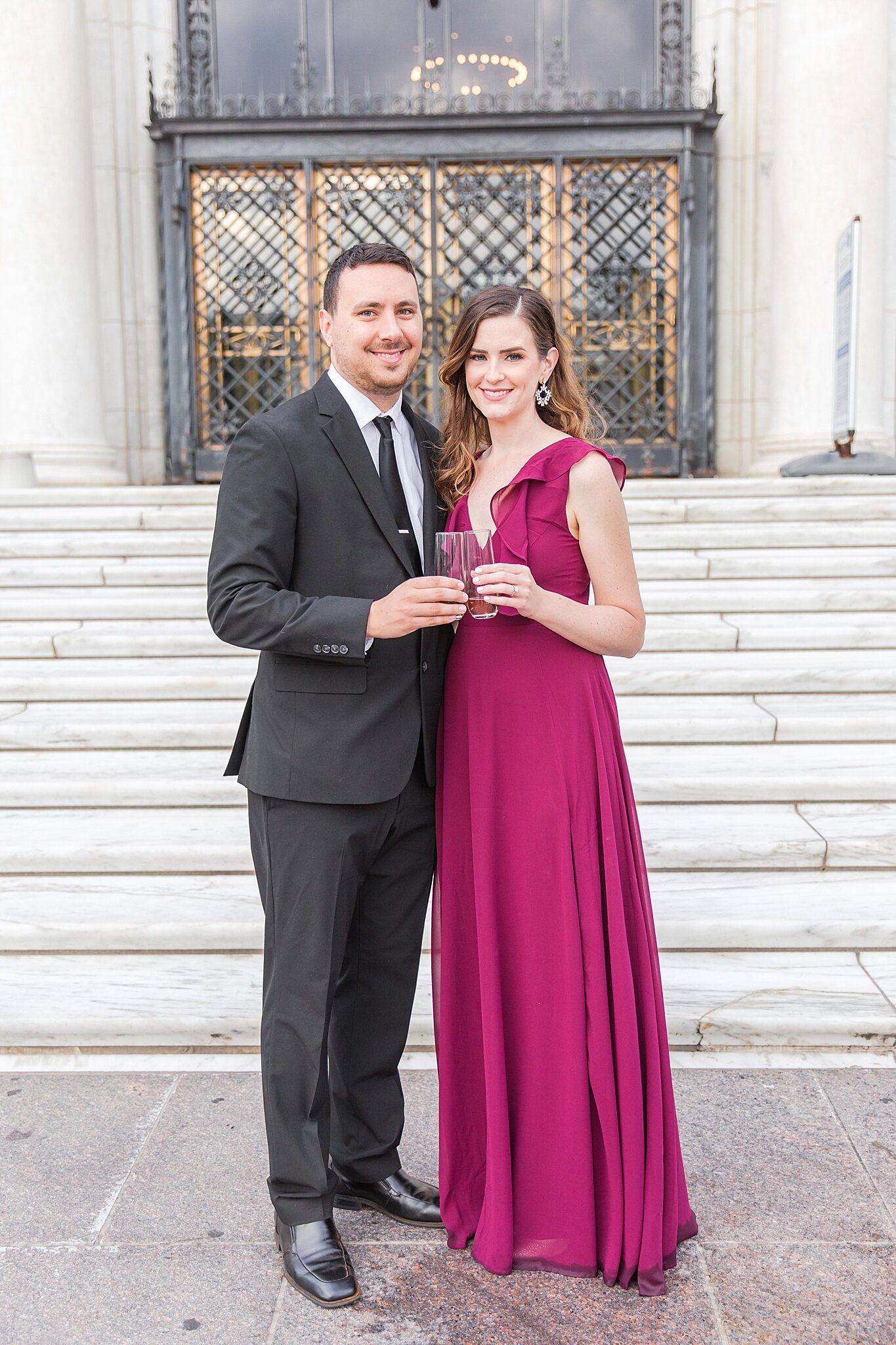 detroit-wedding-photographer-detroit-institute-of-art-engagement-photos-belle-isle-by-courtney-carolyn-photography_0033.jpg