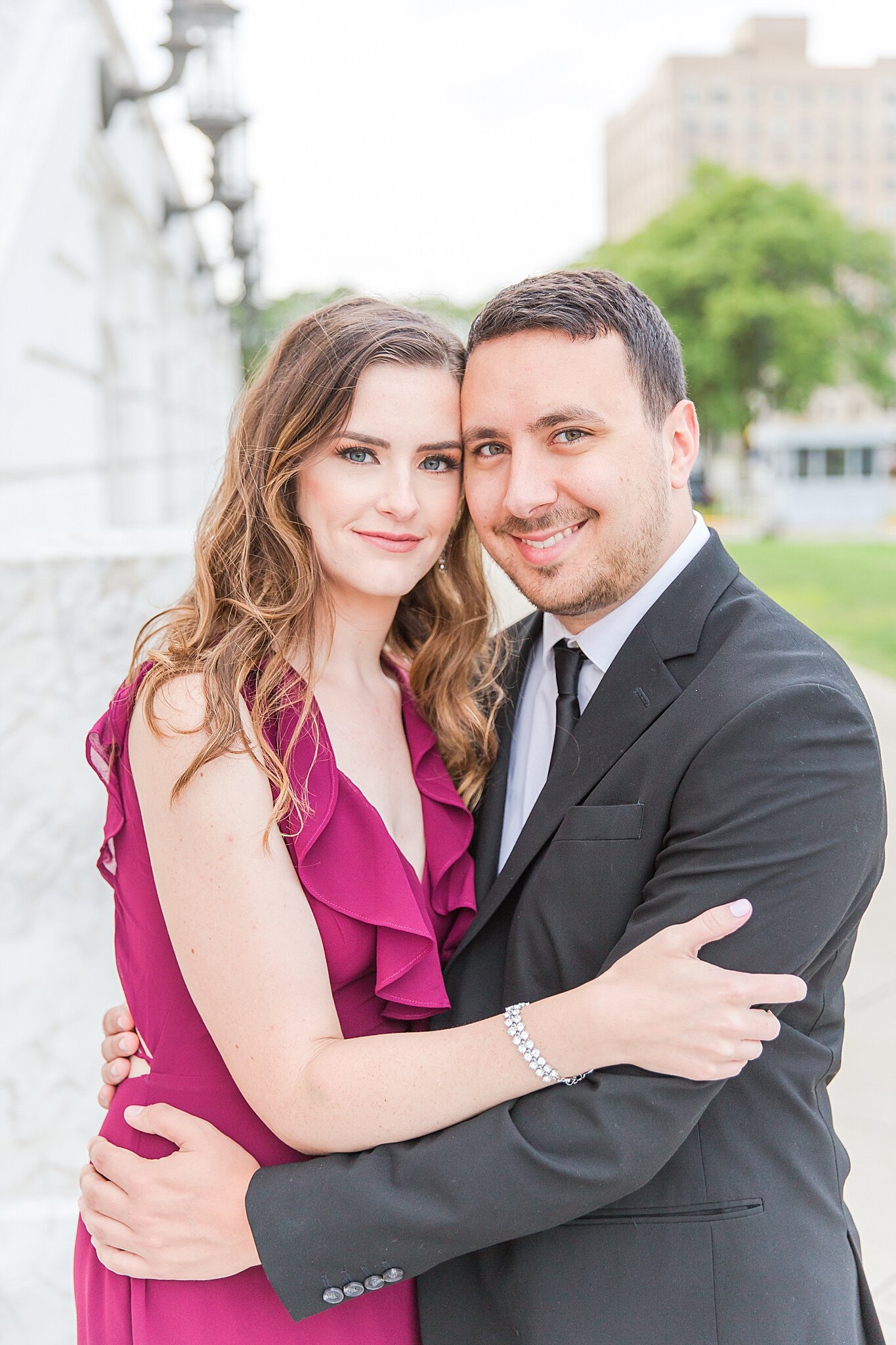 detroit-wedding-photographer-detroit-institute-of-art-engagement-photos-belle-isle-by-courtney-carolyn-photography_0040.jpg