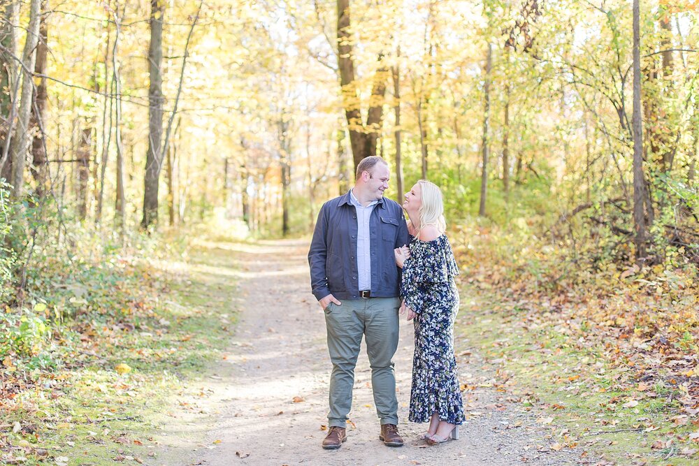 detroit-wedding-photographer-fall-engagement-photos-at-huron-meadows-metropark-in-briton-mi-by-courtney-carolyn-photography_0004.jpg