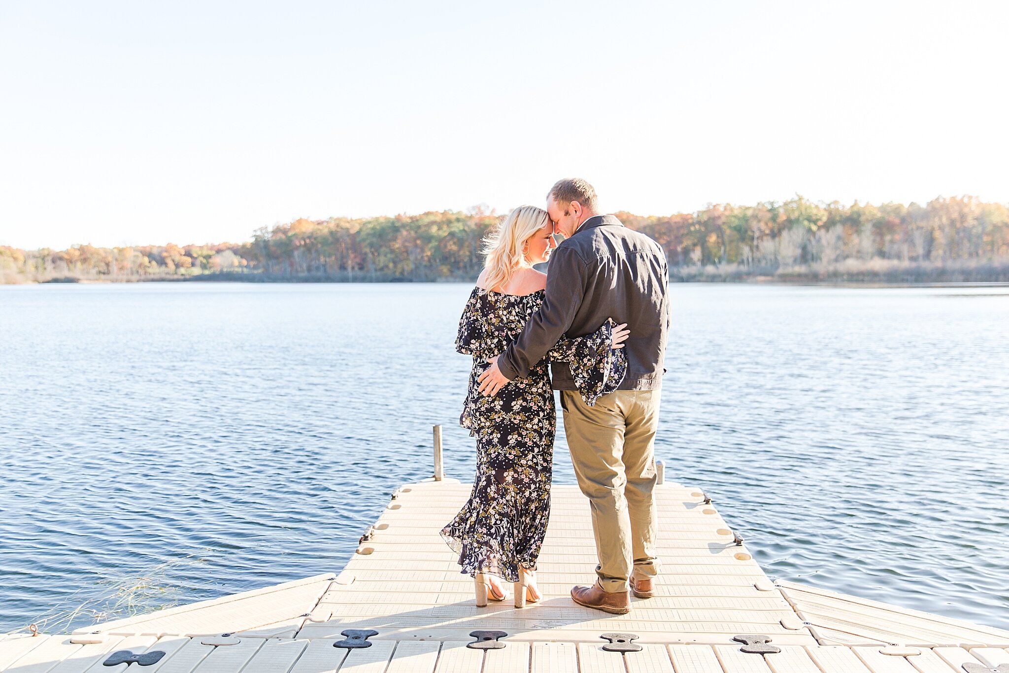 detroit-wedding-photographer-fall-engagement-photos-at-huron-meadows-metropark-in-briton-mi-by-courtney-carolyn-photography_0013.jpg