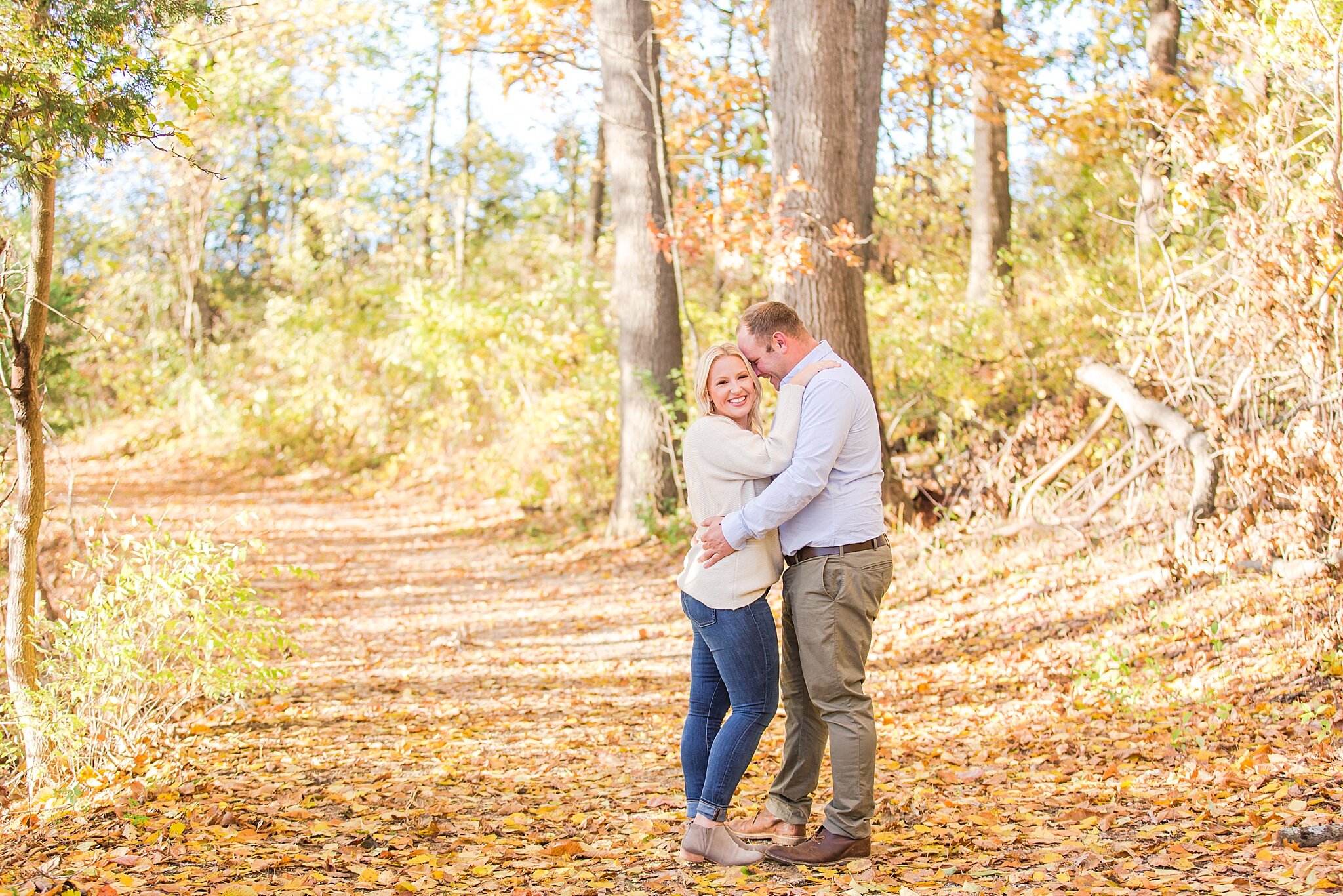 detroit-wedding-photographer-fall-engagement-photos-at-huron-meadows-metropark-in-briton-mi-by-courtney-carolyn-photography_0021.jpg