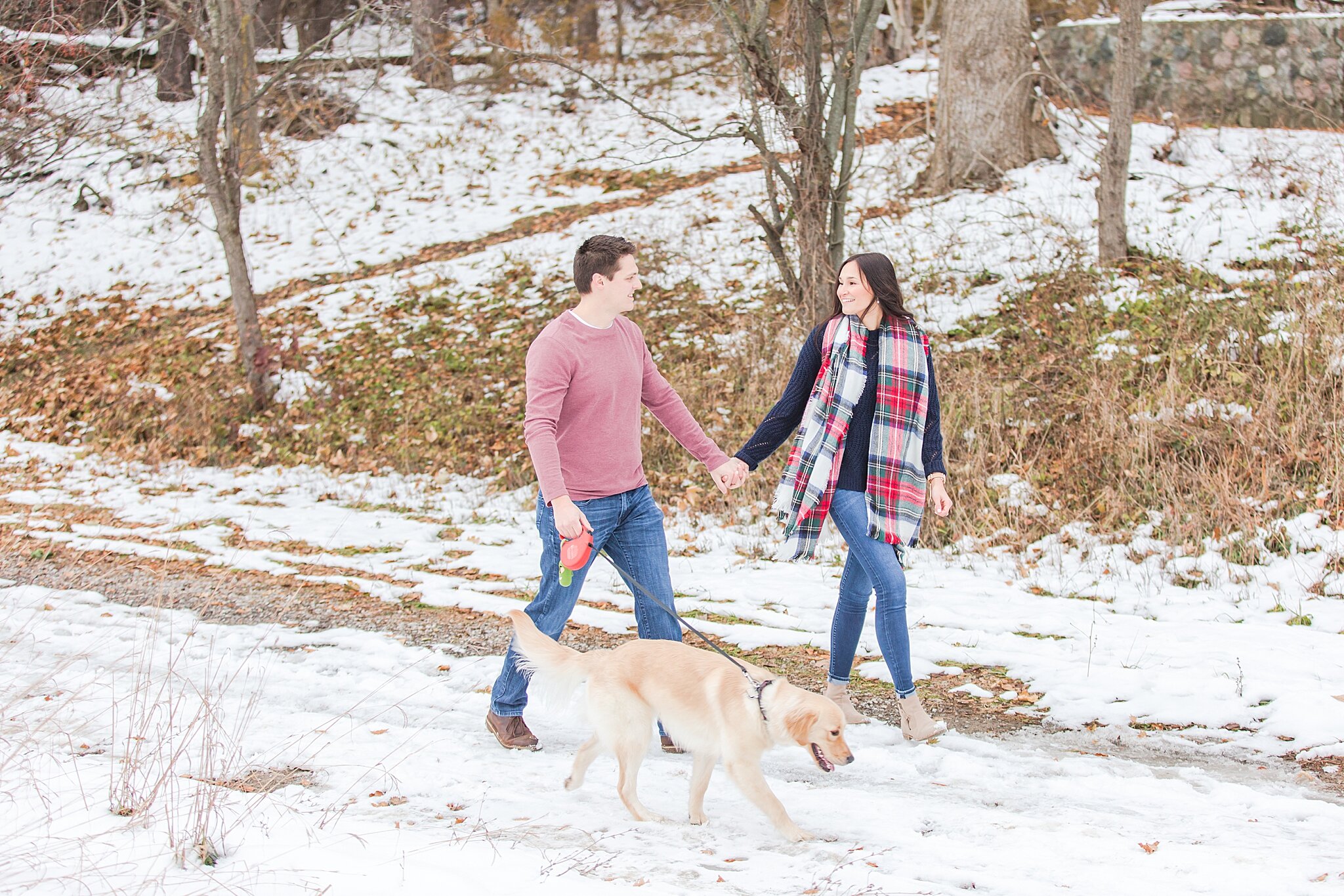 detroit-wedding-photographer-winter-engagement-photos-at-stony-creek-metropark-in-shelby-twp-mi-by-courtney-carolyn-photography_0024.jpg