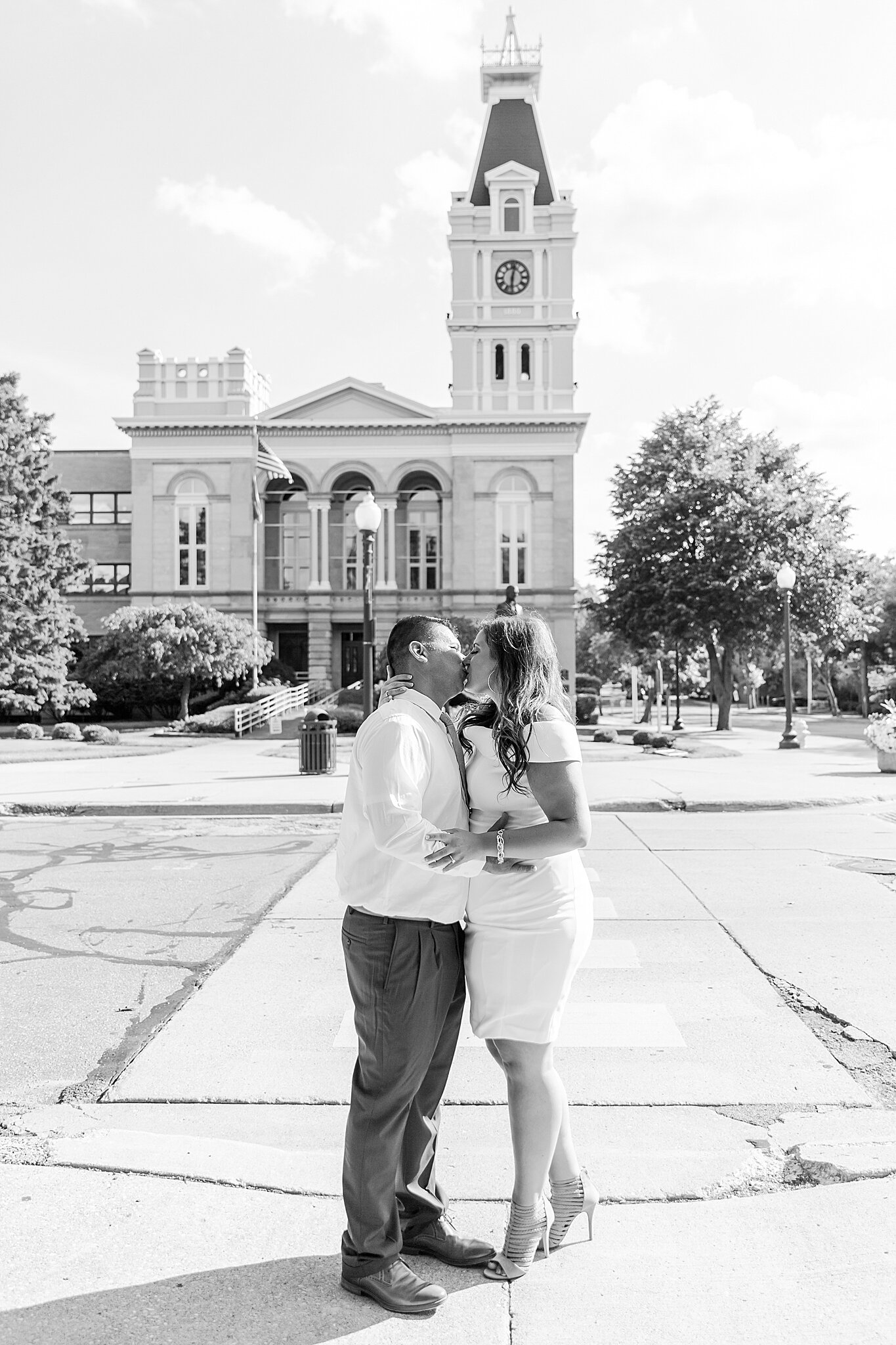 detroit-wedding-photographer-classic-engagement-photos-in-historic-downtown-monroe-mi-by-courtney-carolyn-photography_0010.jpg