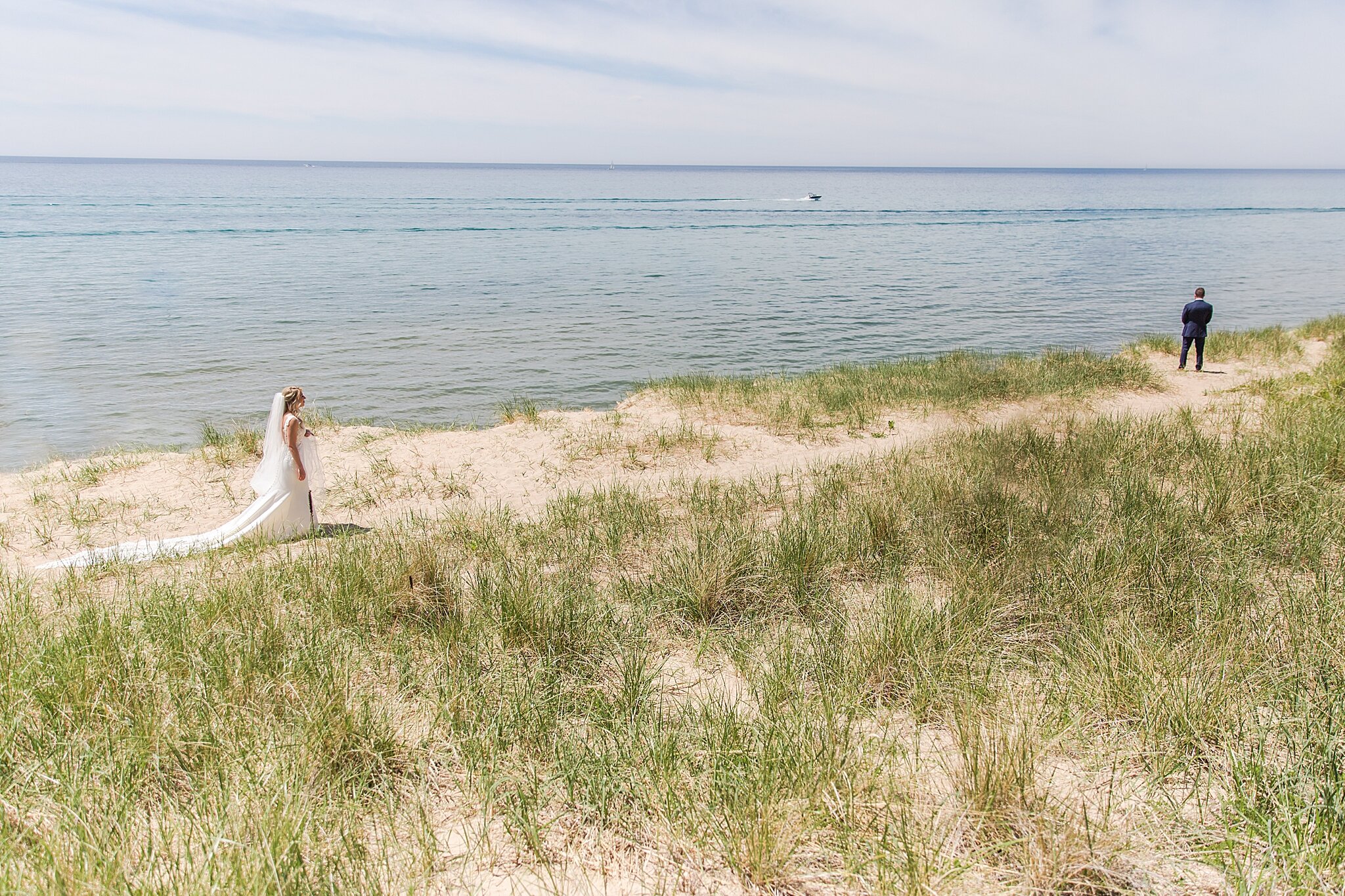 detroit-wedding-photographer-destination-beach-wedding-photos-at-boatwerks-in-holland-mi-by-courtney-carolyn-photography_0021.jpg