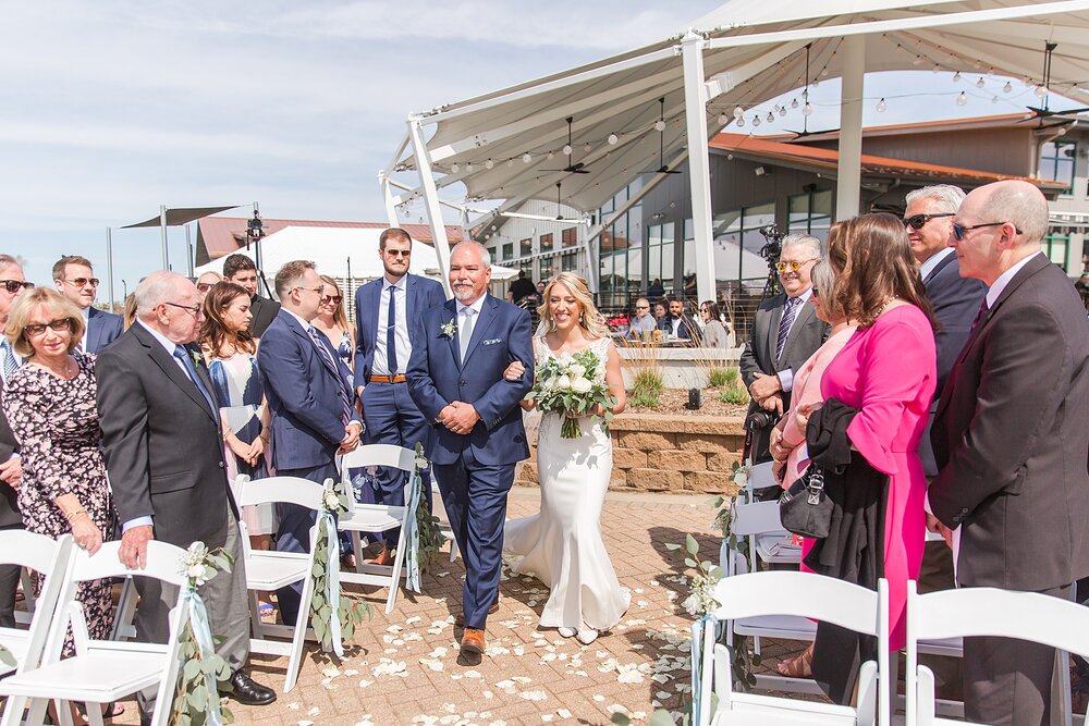 detroit-wedding-photographer-destination-beach-wedding-photos-at-boatwerks-in-holland-mi-by-courtney-carolyn-photography_0071.jpg