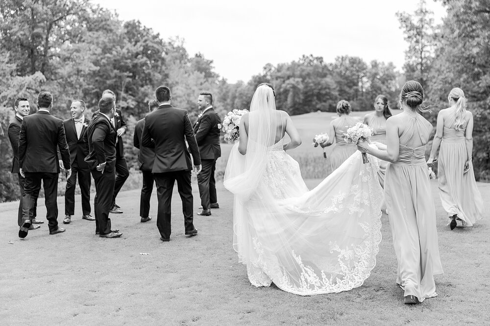 detroit-wedding-photographer-classic-wedding-photos-at-twin-oaks-golf-club-in-oakland-mi-by-courtney-carolyn-photography_0056.jpg