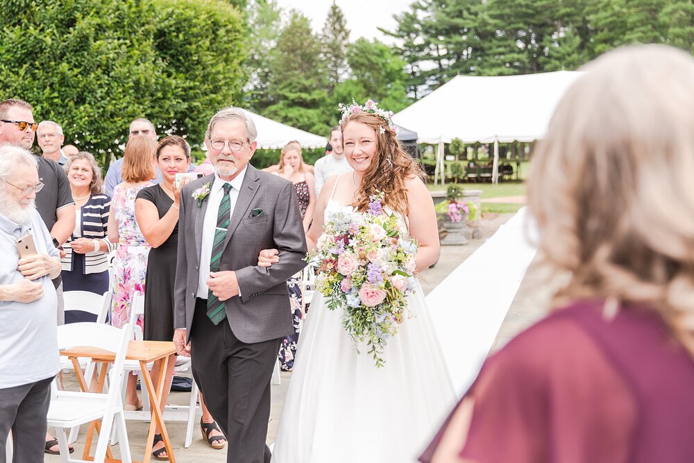 detroit-wedding-photographer-english-garden-inspired-wedding-photos-at-taylor-conservatory-and-botanical-gardens-in-taylor-mi-by-courtney-carolyn-photography_0017.jpg