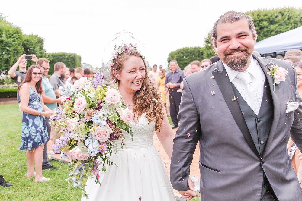 detroit-wedding-photographer-english-garden-inspired-wedding-photos-at-taylor-conservatory-and-botanical-gardens-in-taylor-mi-by-courtney-carolyn-photography_0061.jpg