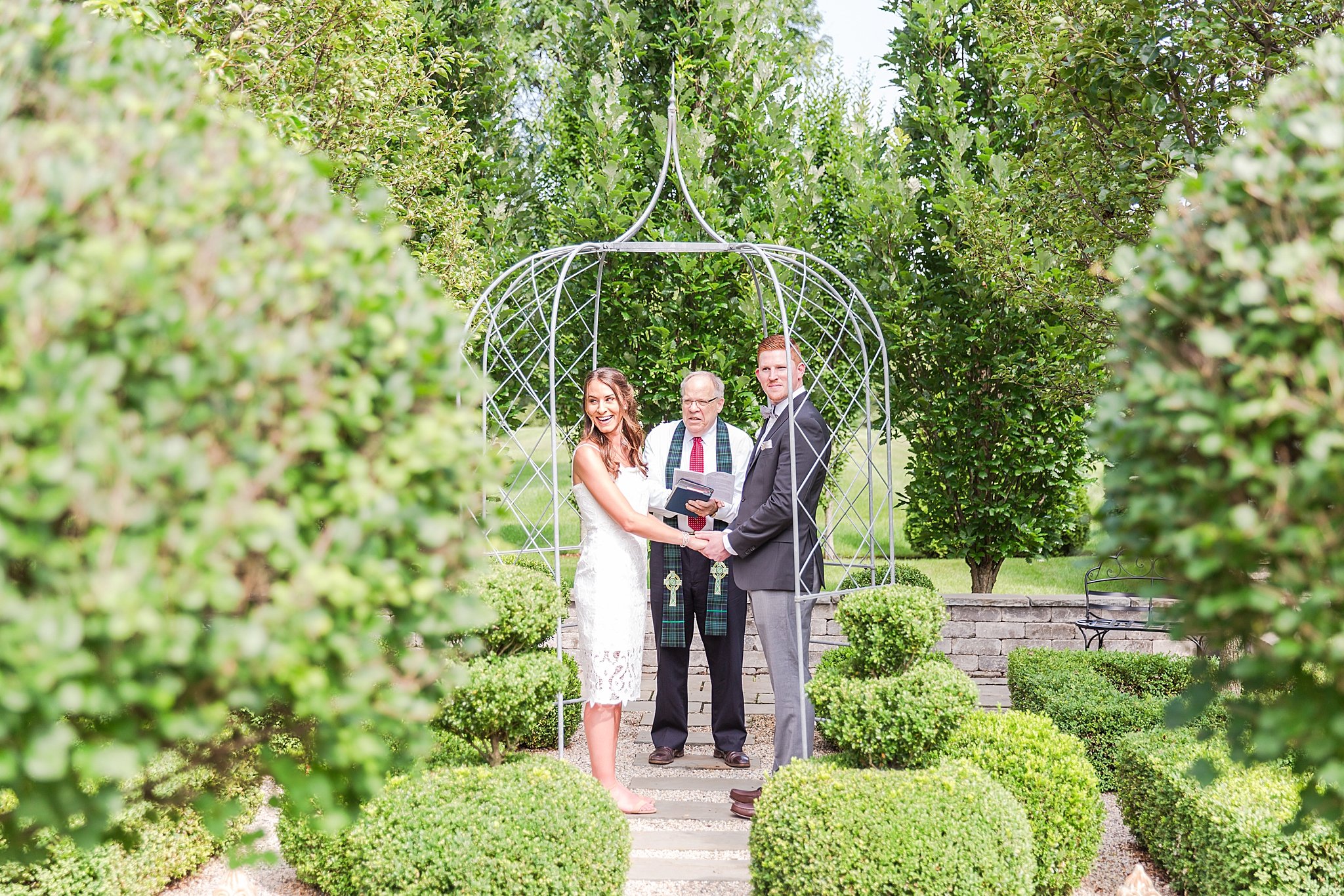 detroit-wedding-photographer-garden-elopement-photos-at-private-estate-in-bloomfield-hills-mi-by-courtney-carolyn-photography_0015.jpg