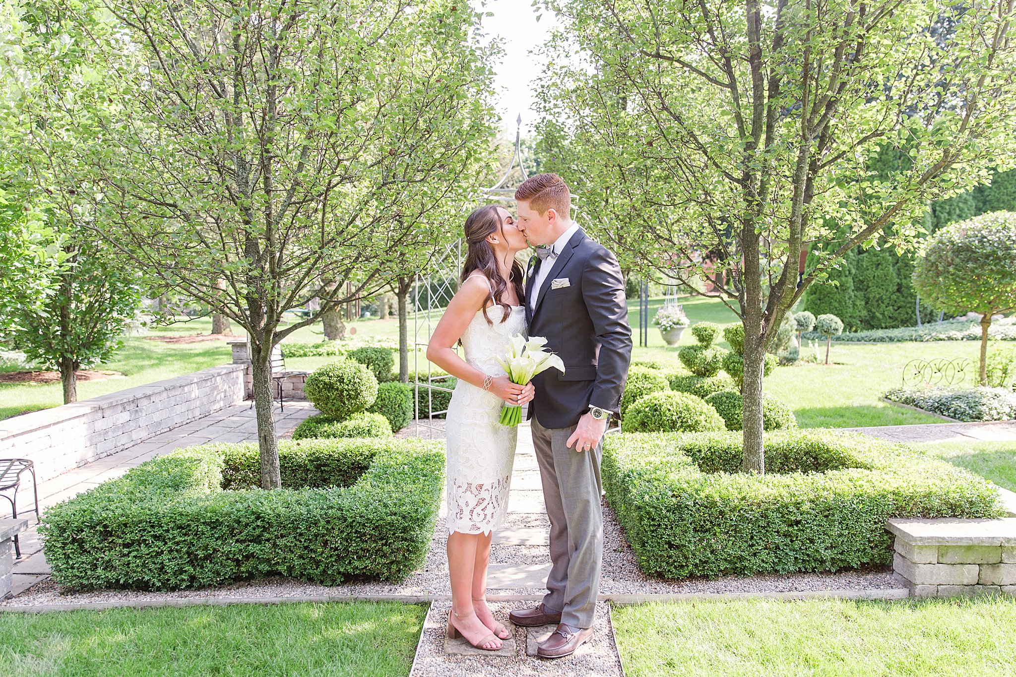 detroit-wedding-photographer-garden-elopement-photos-at-private-estate-in-bloomfield-hills-mi-by-courtney-carolyn-photography_0051.jpg