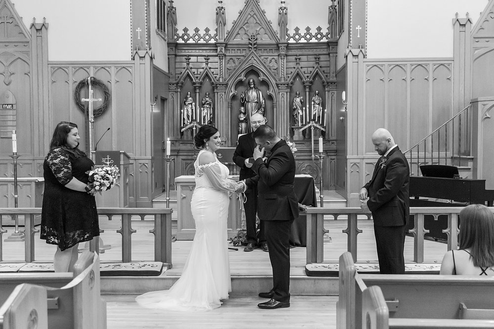detroit-wedding-photographer-romantic-micro-wedding-photos-st-pauls-lutheran-church-toledo-oh-by-courtney-carolyn-photography_0016.jpg