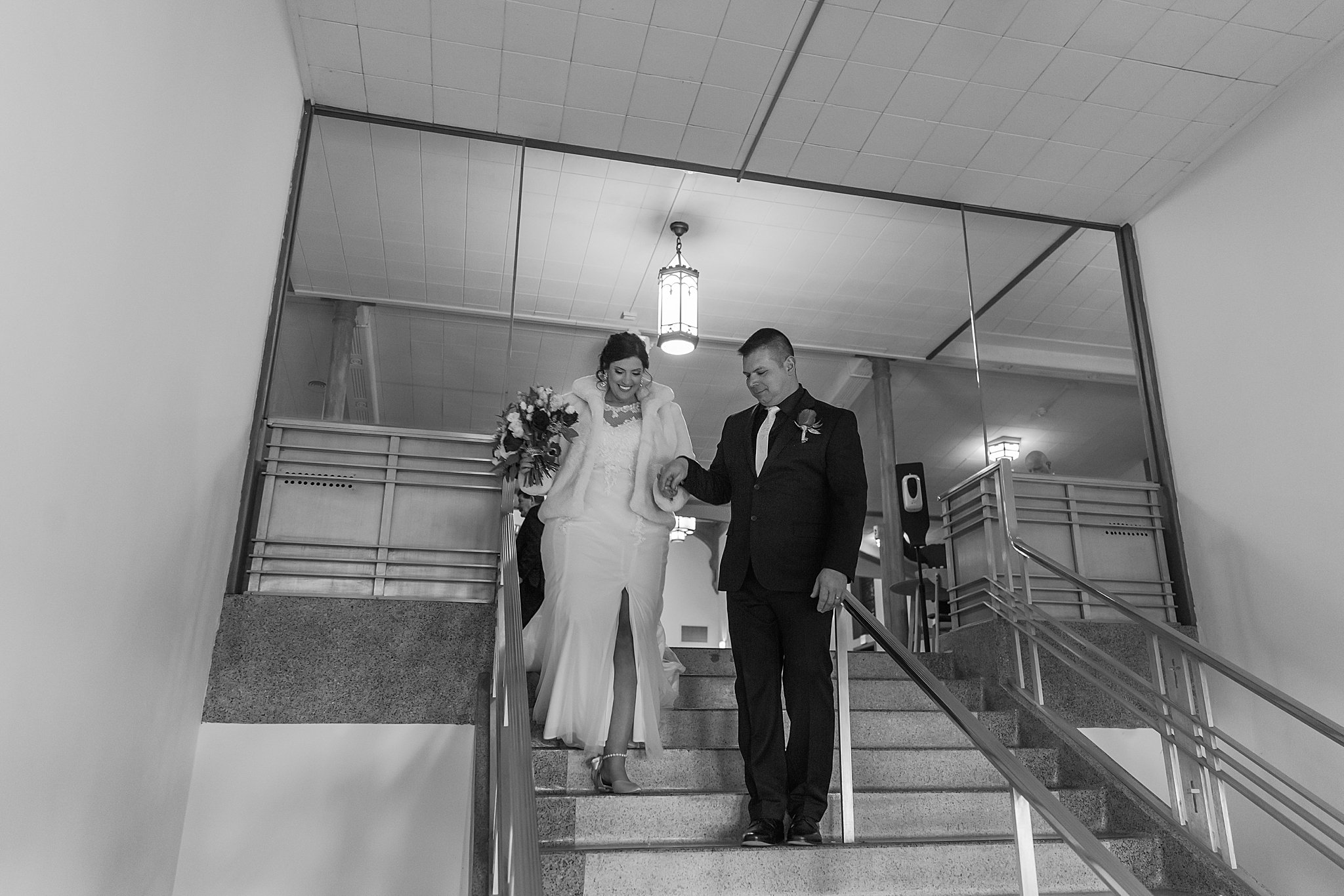 detroit-wedding-photographer-romantic-micro-wedding-photos-st-pauls-lutheran-church-toledo-oh-by-courtney-carolyn-photography_0031.jpg