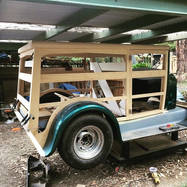 Working on the roof today and it&rsquo;s really transforming the whole look of this hottie!
#fordwoodie #melbourne #craftsman #nsjoinery #hotrod