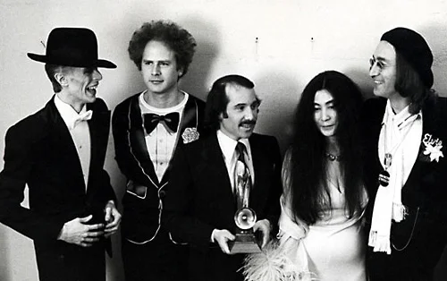 David Bowie, Art Garfunkel, Paul Simon, Yoko Ono, and John Lennon at the 1975 Grammys.