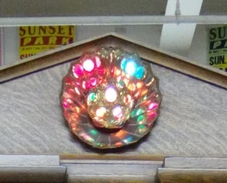 8 - Wurlitzer LX with Wonder Lite.JPG