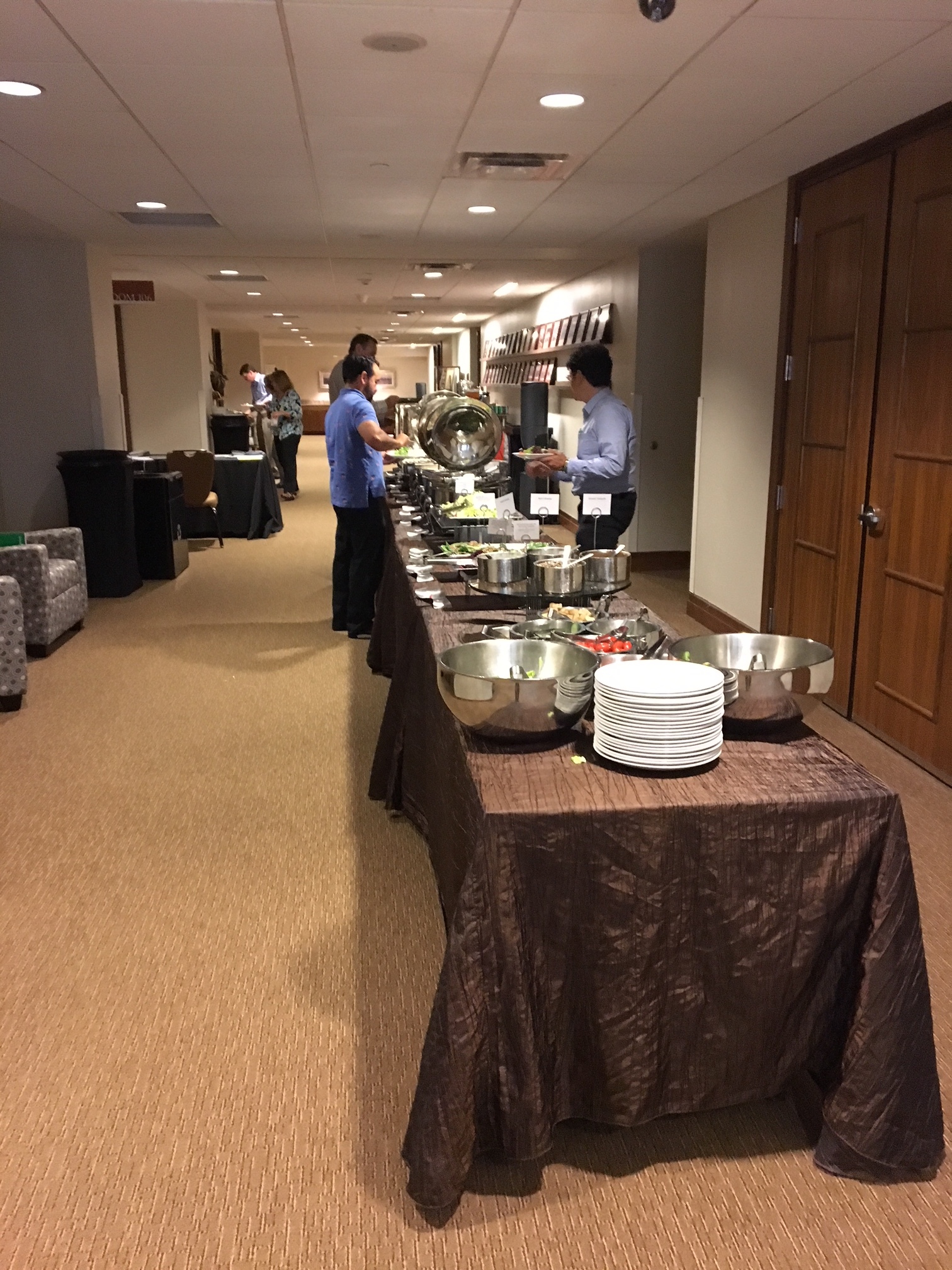 37 Eating Lunch.JPG