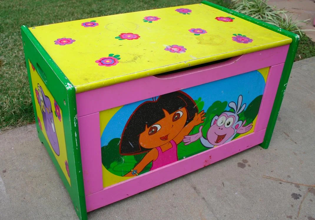 dora toy box