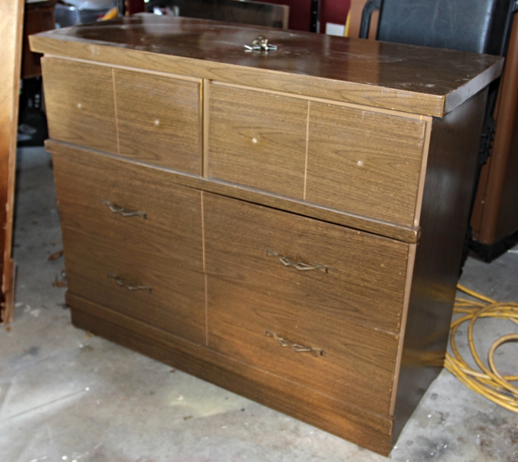 Ugly Laminate Dresser Before And After Beckwith S Treasures
