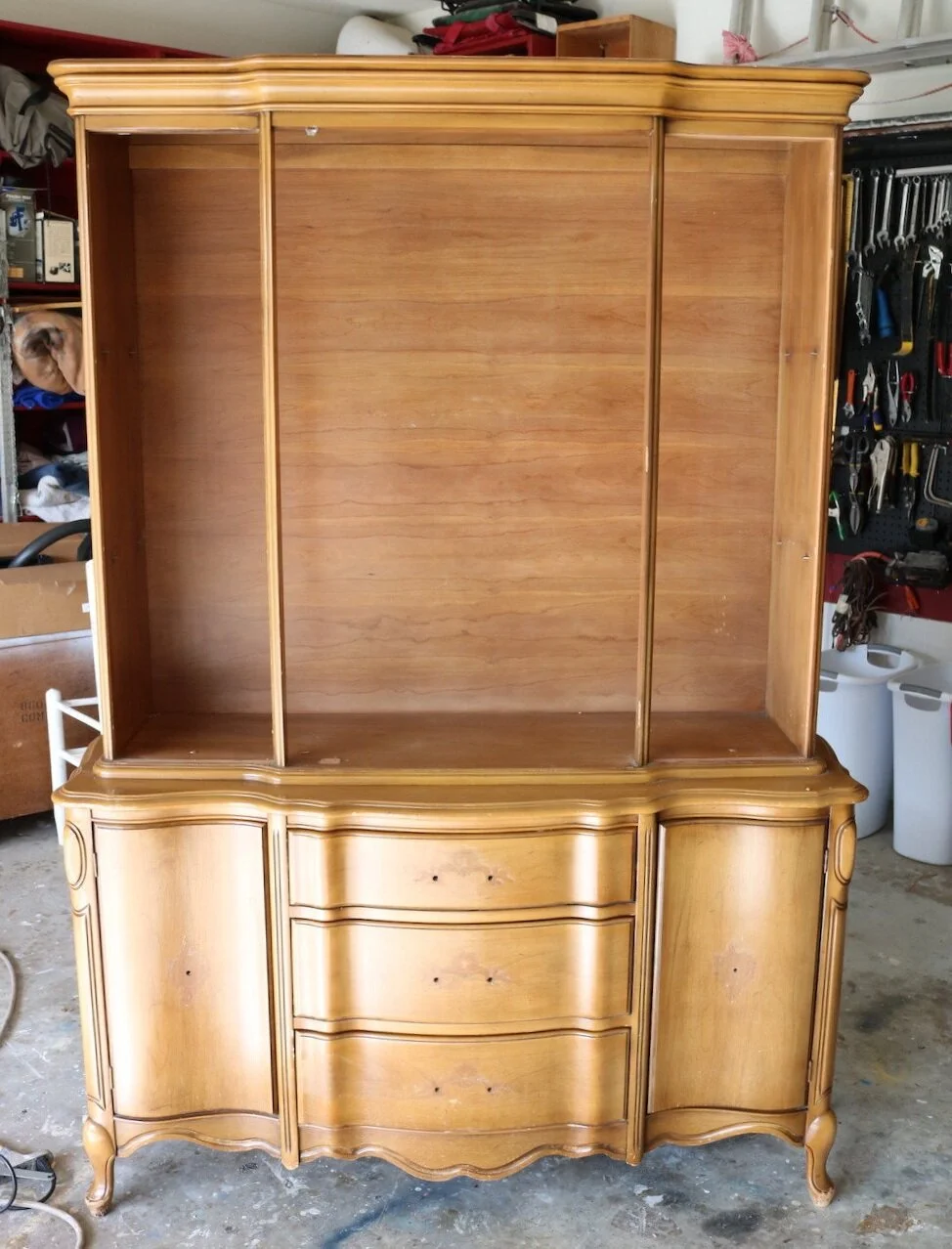 China hutch makeover...part 1..and paint tips! — Beckwith's Treasures