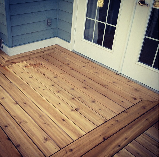 Cedar deck with mitred border