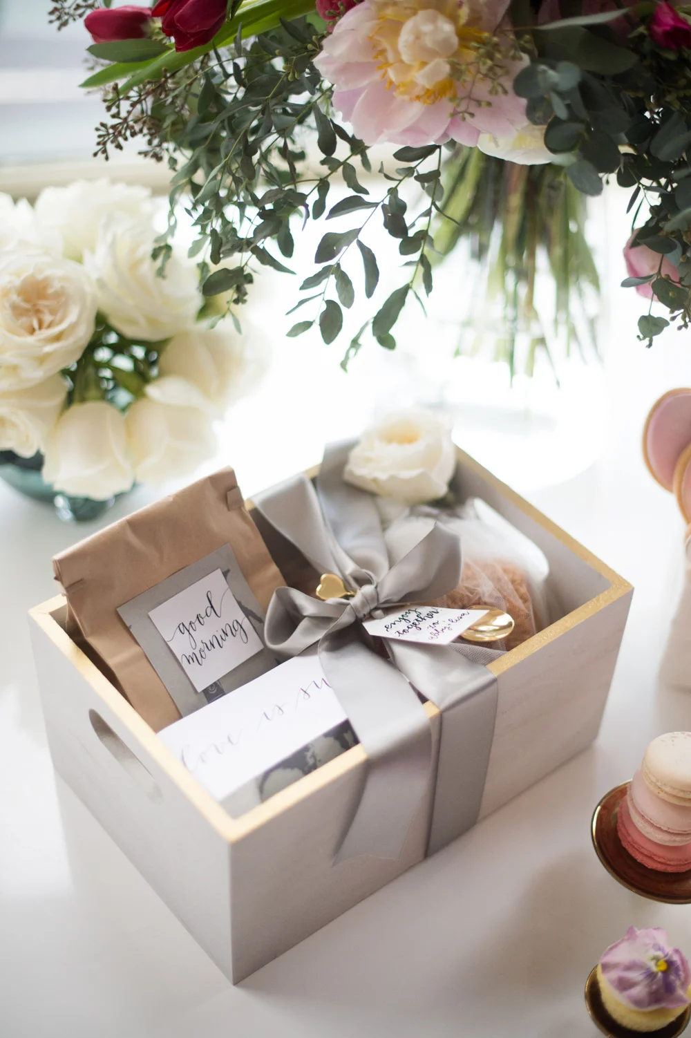 Warm Welcome: How to Create the Most Fabulous Welcome Baskets For Your Guests!