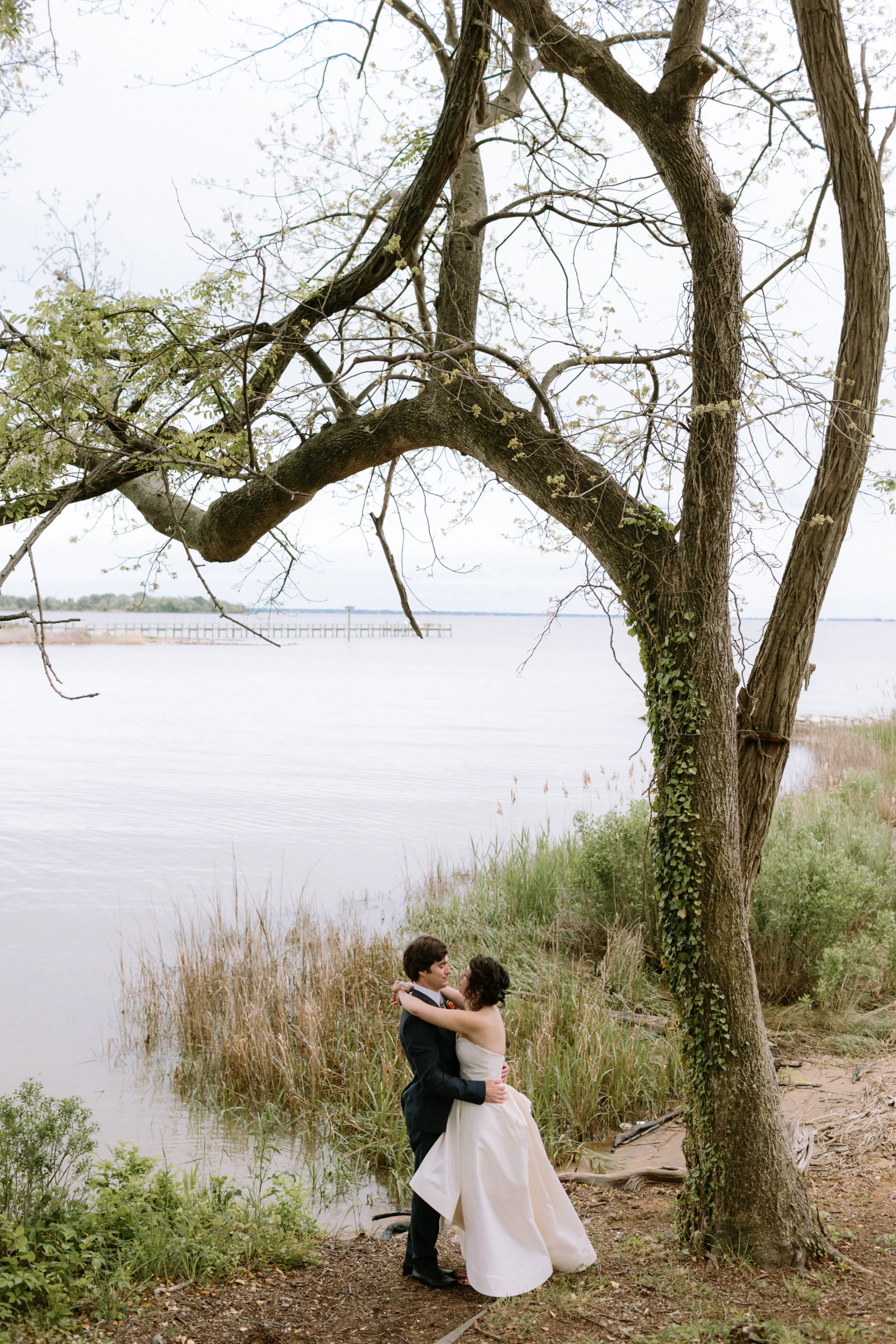 Hannah and Houston's Natural Backyard Wedding with Hipster Flare