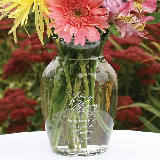 vase honoring those that have passed.jpg