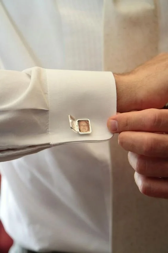 cuff link.jpg