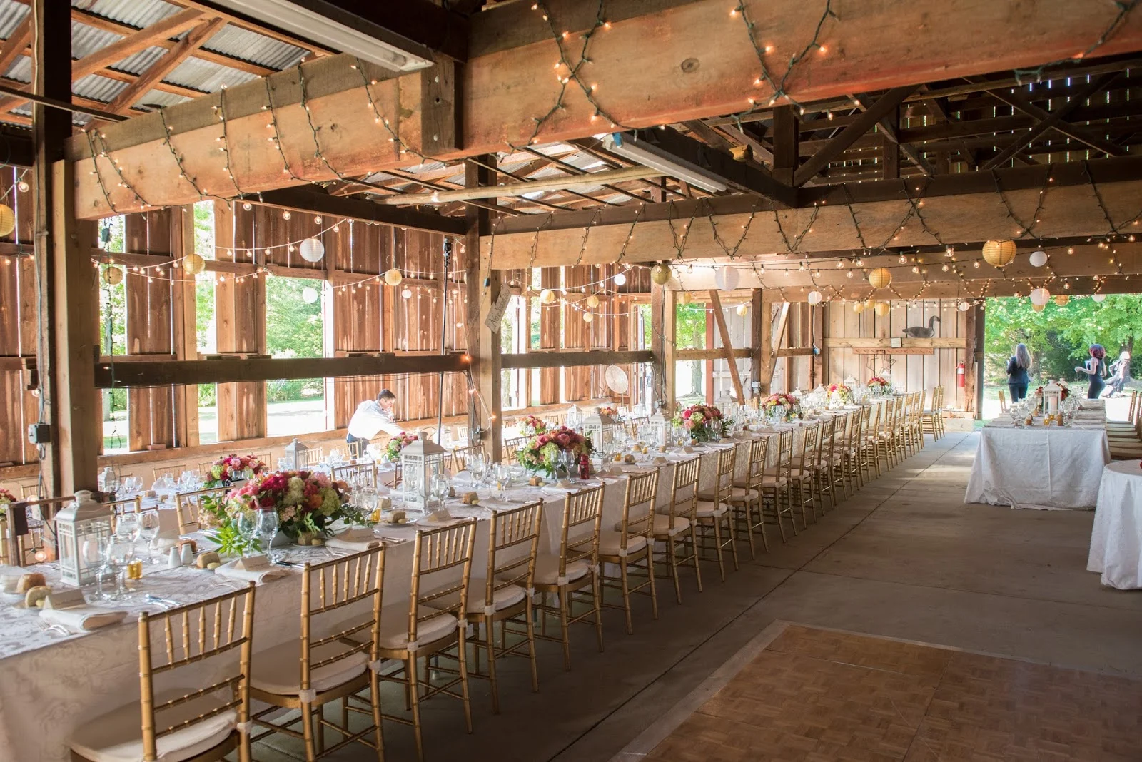Chic Barn Wedding