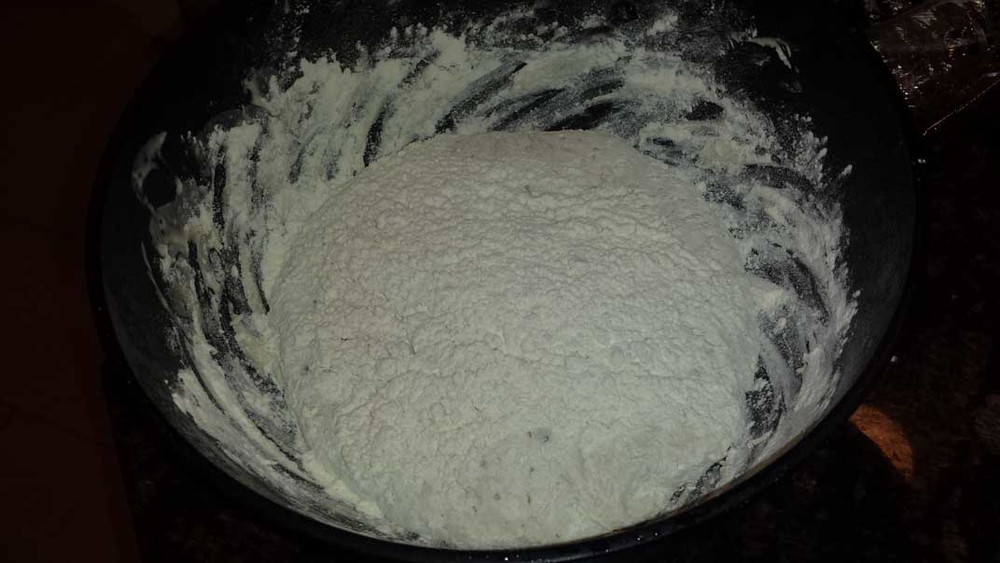 Pour on Flour and Pull Away from Sides