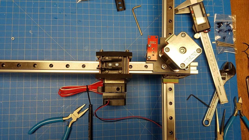 Correct placement of the X axis motor and extruder 
