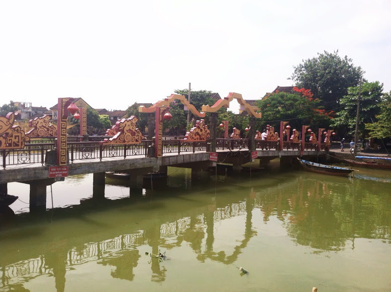 hoi an bridge.JPG