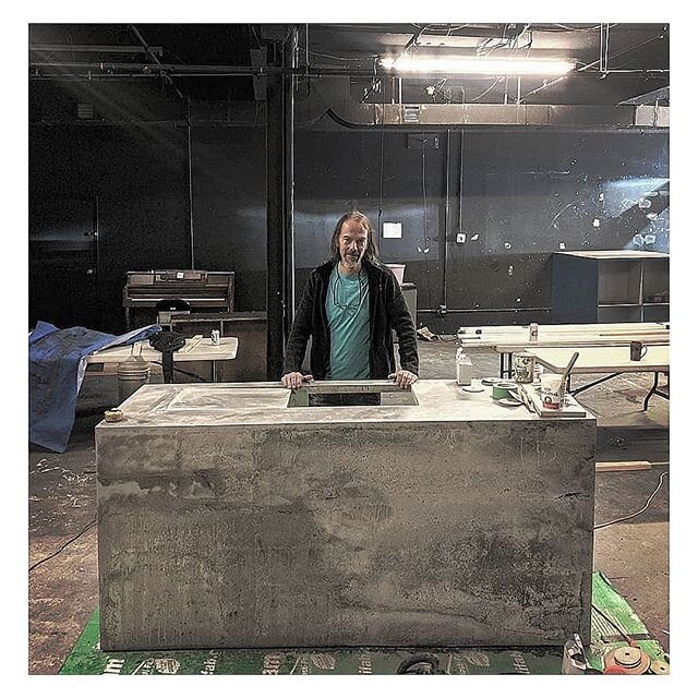 &quot;concrete is alive&quot; Paul - the men behind the concrete. 880lb kitchen sink peninsula freshly form stripped...Hope this fits in the elevator 🤔 I'm asking this question a lot these days :) .
.
.
.
.
#concretecountertops #concretefinishing #c