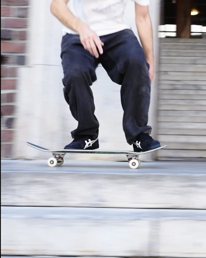 Some clips in the new @madarsapse #SkateTales episode with @nicotheduffer in San Francisco. Had a blast working on this episode, thanks to everyone involved for making it happen 

@Redbullskate @gastonfrancisco @danimillan @jackthompson @jackcurtin @