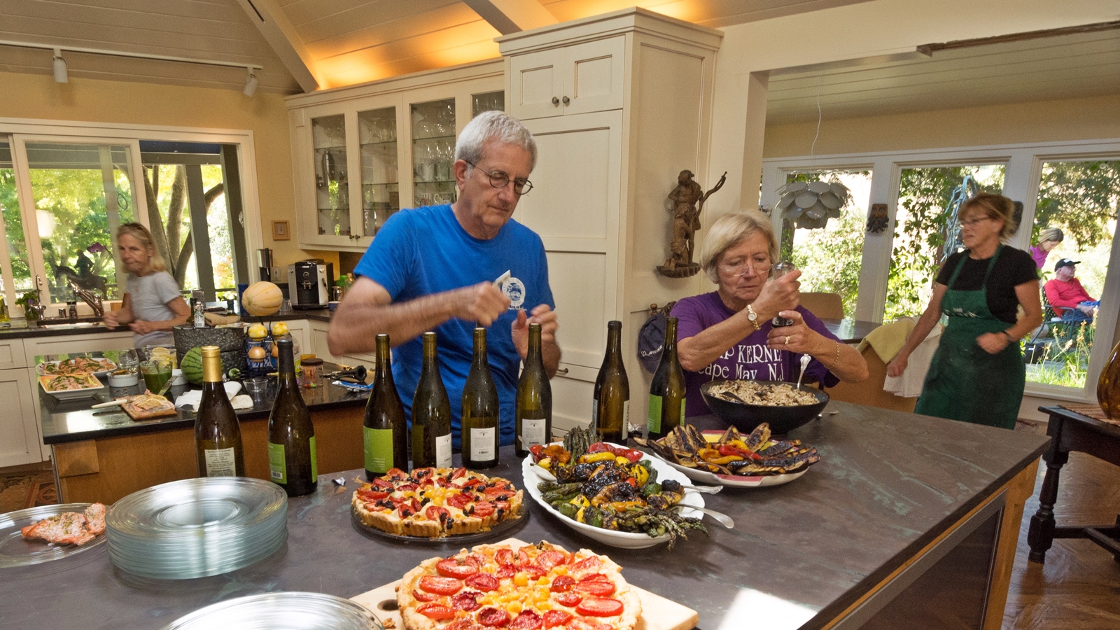 Lunch buffet style - Steve, Jane & Donna