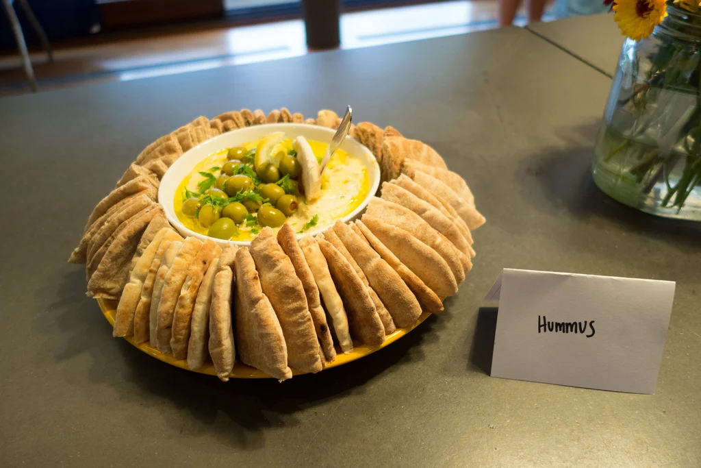 Hummus.jpg