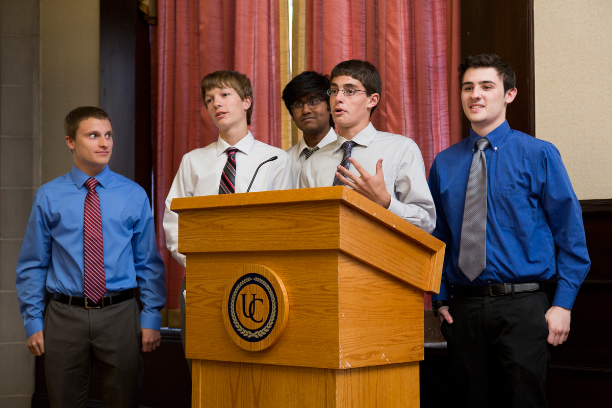 Photo by Annie O'Neill. Another Data Jam team explains what it took to arrive at their insight. 