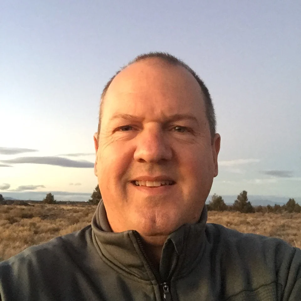 John Warinner - Headshot 2.jpg