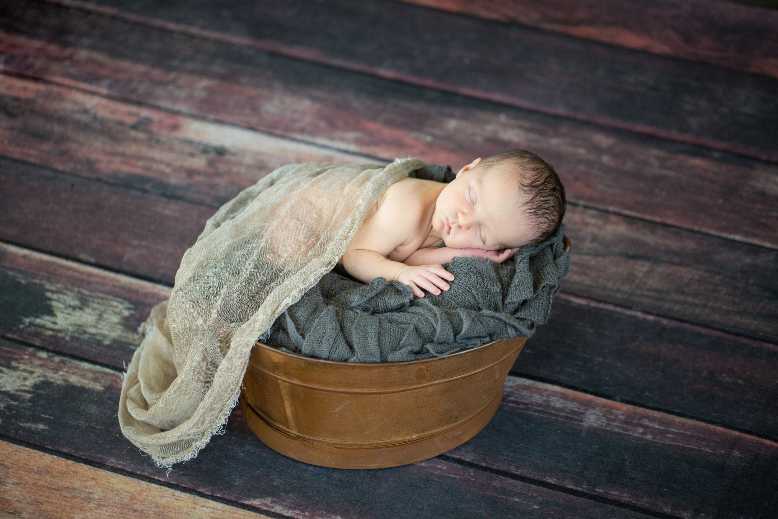 Declan's newborn session-55.jpg