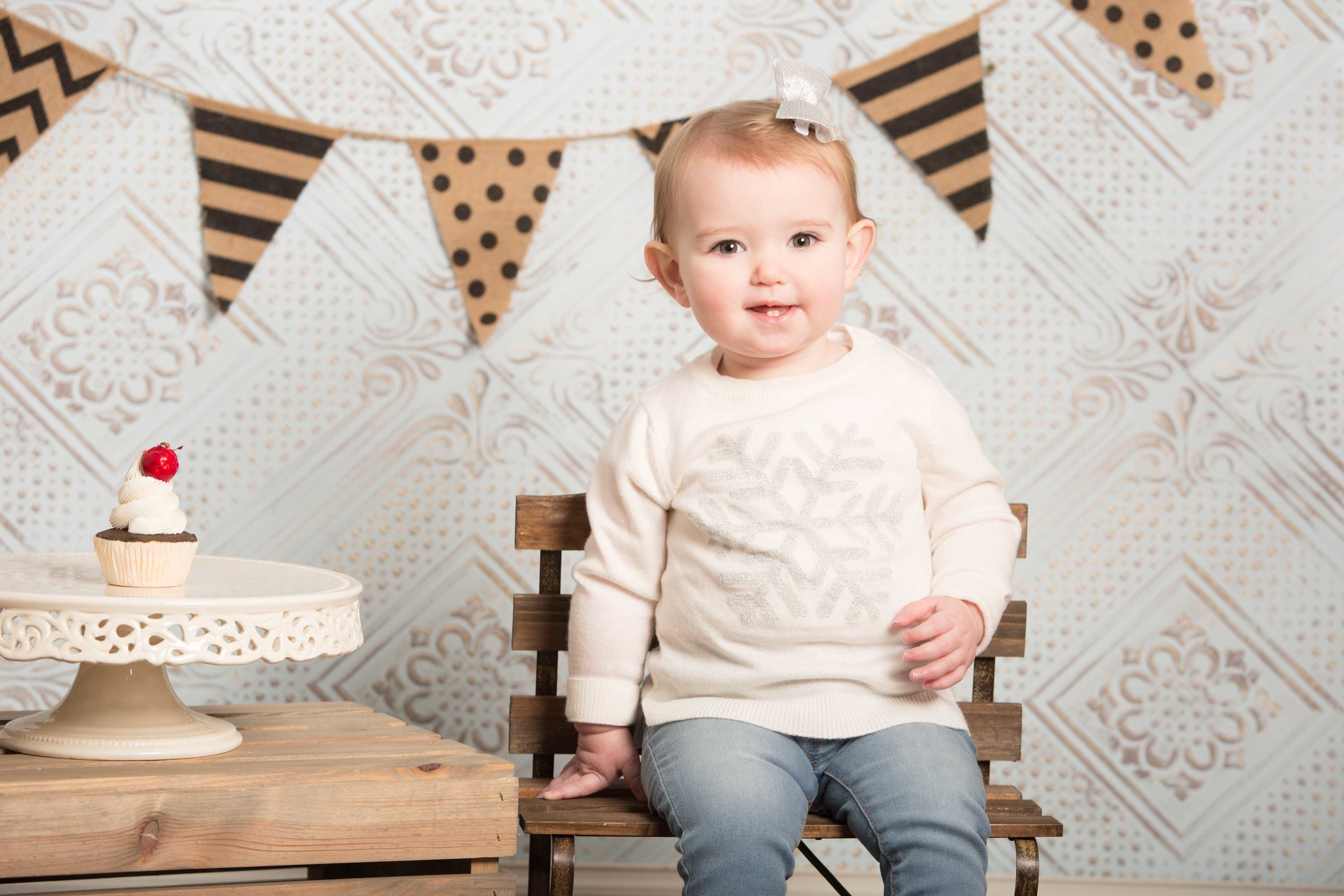 Ryleigh's one year session-1.jpg