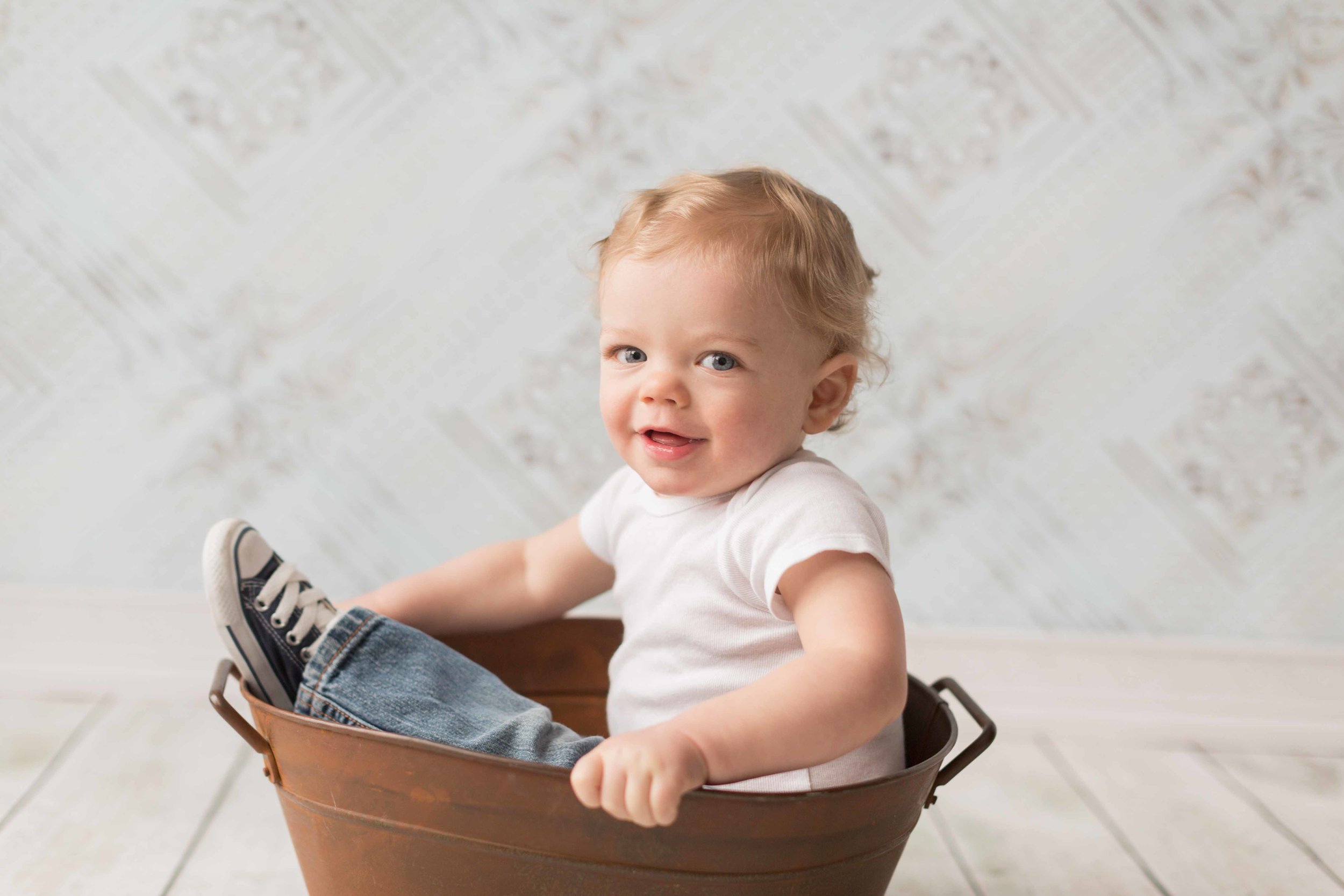 Andrew's one year session-9.jpg