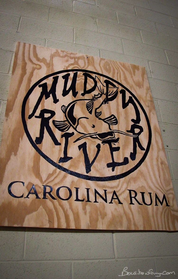 Muddy River Logo