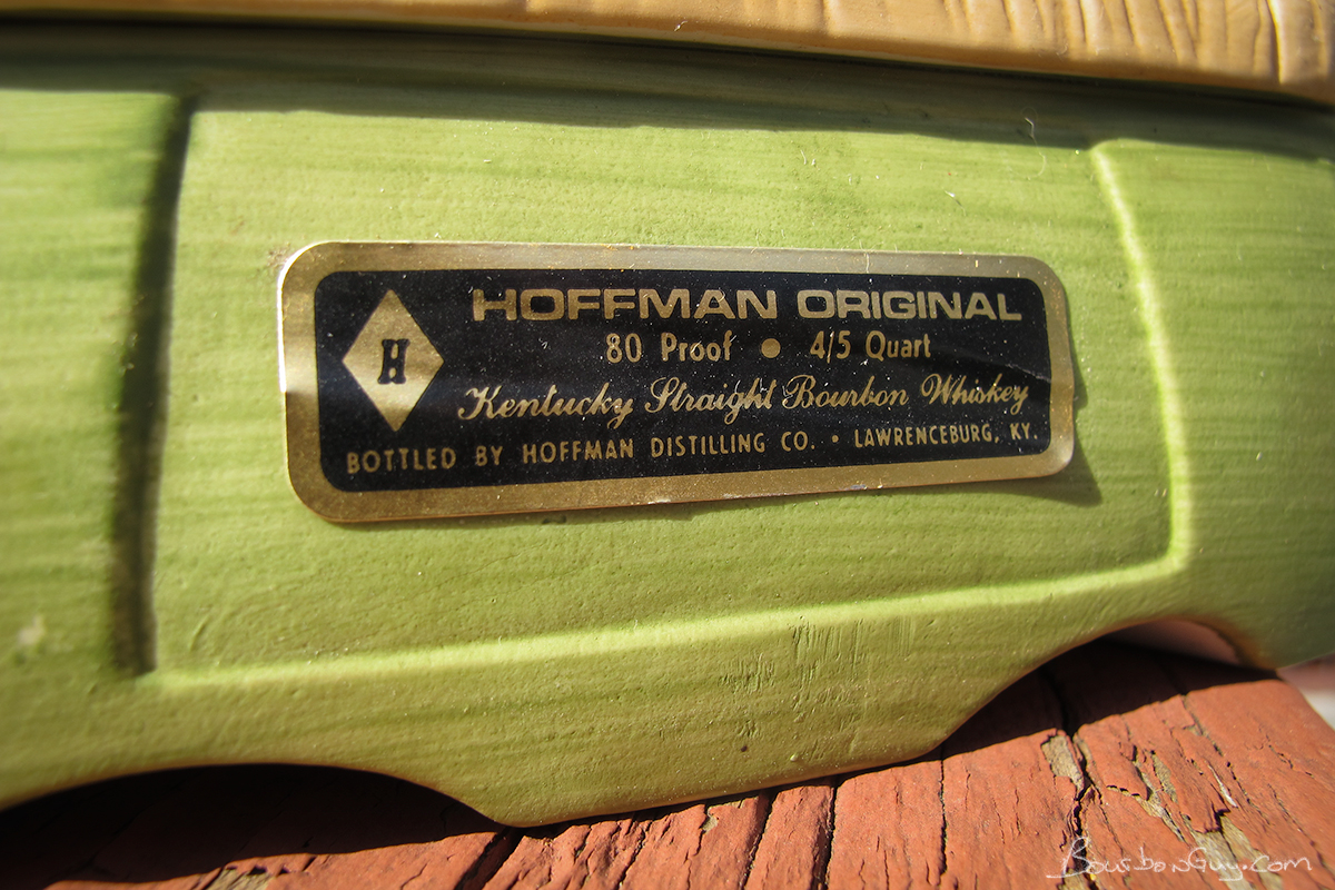Hoffman Originals, Mr. Lucky Series, The Carolers Base (front)