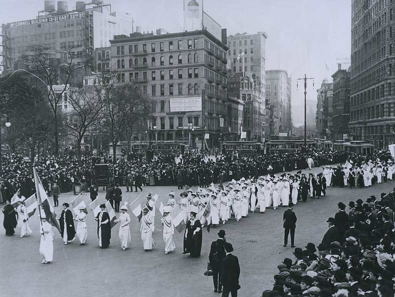 799px-1912_Suffrage_Parade